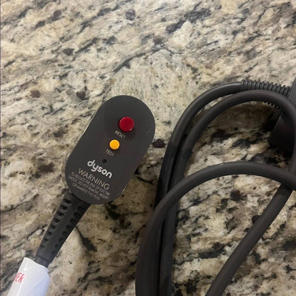 Dyson Airstraight - Picture 5 of 8